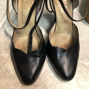 2 Professional tango shoes from Argentina .